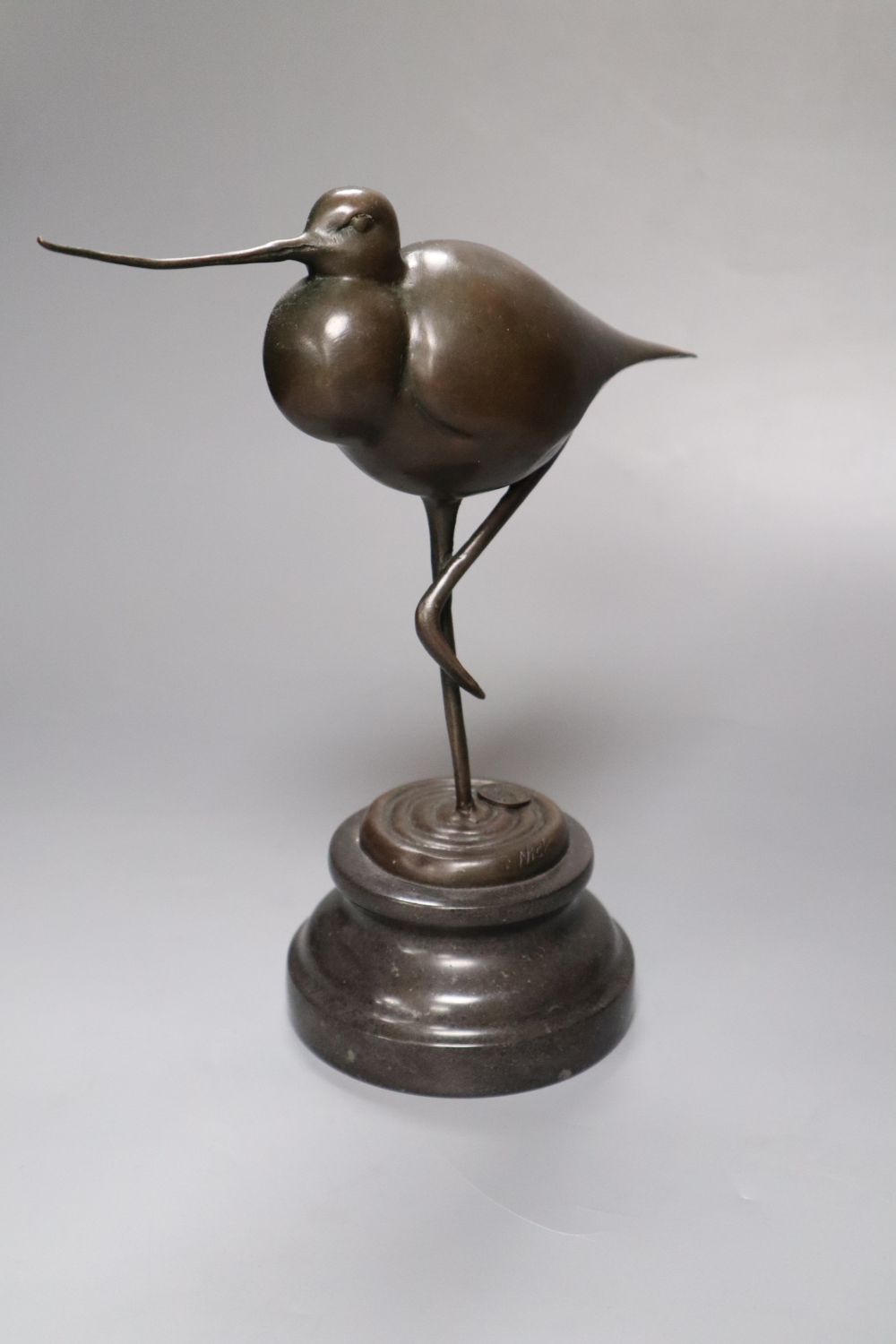 A modern French bronze model of an avocet, on marble plinth, 23cm